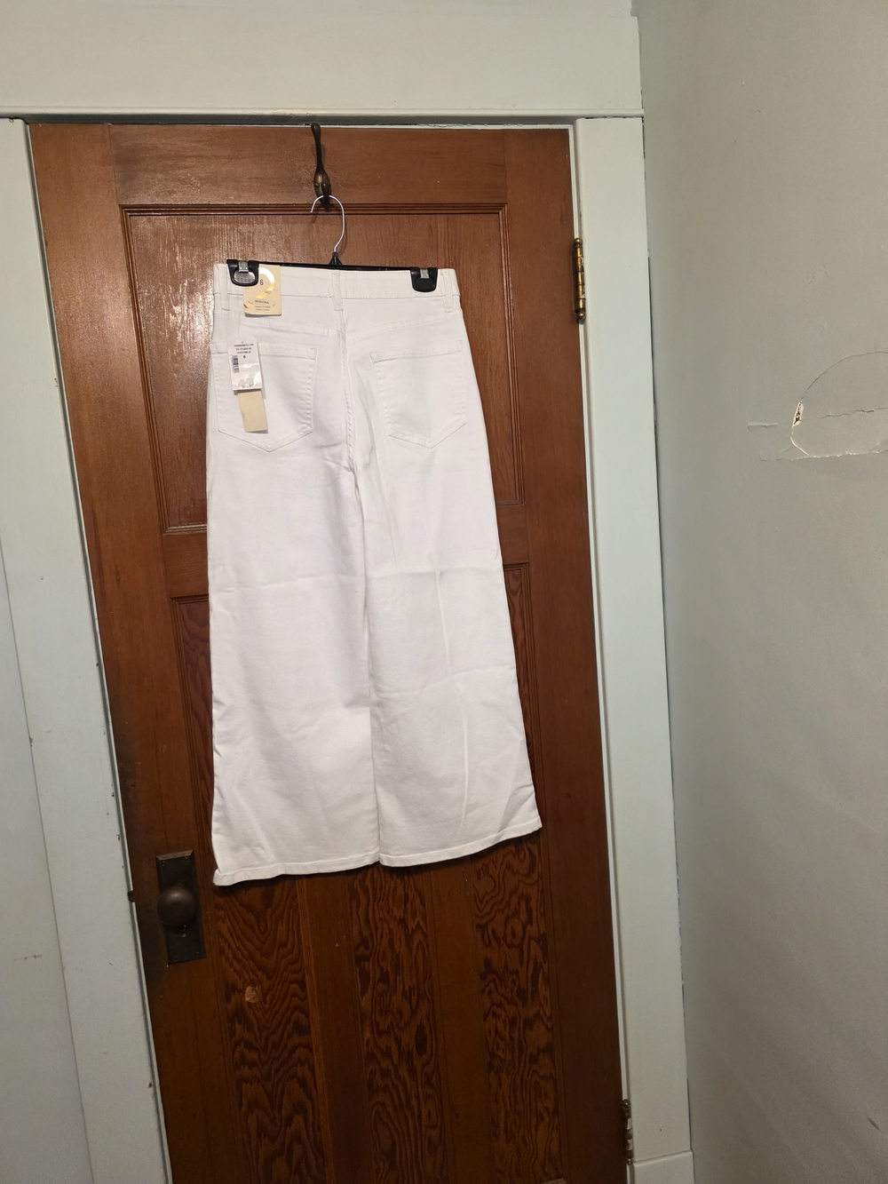 Ricki's White Wide-Leg Cropped Jeans - Picture 4 of 8